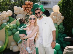 Lindsay Lohan Unggah Foto Langka Anaknya Saat Pesta Ultah yang Ke-2