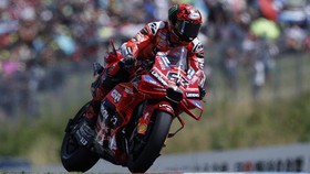 Hasil Tak Biasa, Bagnaia Kalahkan Marquez di Balaton Park