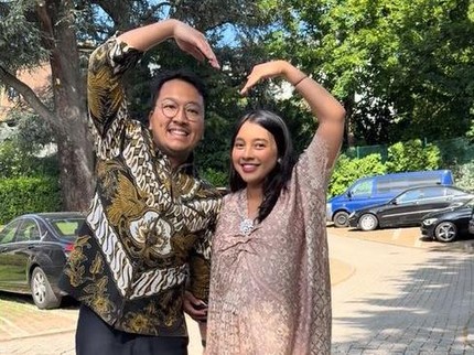 Nadia Soekarno & Suami Diplomat Gelar Mitoni 7 Bulan Kehamilan di Swiss, Intip Potretnya