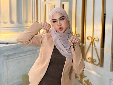 img-title Ria Ricis Rogoh Hampir Rp1 M demi Ultah ke-3 Moana, Sampai Sakit Kerja Mulu