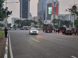 Demo Ojol Selesai, Lalin Jalan Medan Merdeka Selatan Kembali Normal