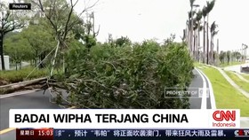 VIDEO: Badai Wipha Terjang China