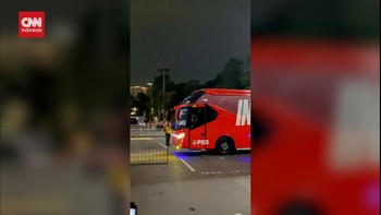 VIDEO: Momen Bus Timnas U-23 Tiba di GBK Jelang Lawan Malaysia