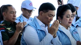Prabowo Disambut Riuh saat Sapa Titiek Soeharto: Ada Apa Nih?