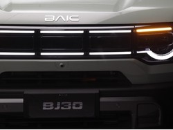 BAIC BJ30 Hybrid: Desainnya Ganteng, Performanya Sangar!