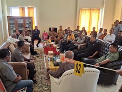Polisi Lakukan Prarekonstruksi Kasus 2 DPRD Kupang Keroyok Kabag Keuangan