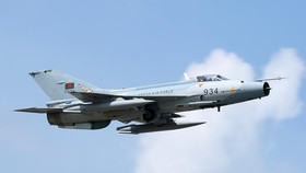 Spesifikasi Jet Tempur F-7 yang Jatuh Timpa Sekolah di Bangladesh