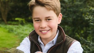 Usaha Kate Middleton & Pangeran William Siapkan Pangeran George Jadi Raja Inggris 