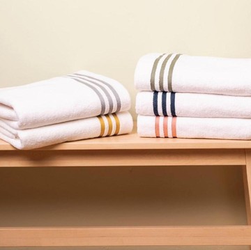 Sepele, tapi Berguna! Ternyata Ini Fungsi Garis Tepi Handuk