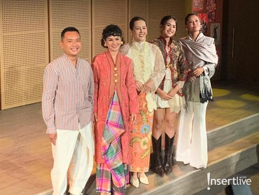 img-title Peringati Hari Kebaya Nasional, Maudy Ayunda hingga Andien Bintangi 'Kita Berkebaya'