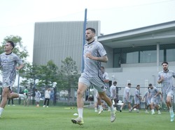 Menengok Apparel Persib Bandung dari Masa ke Masa
