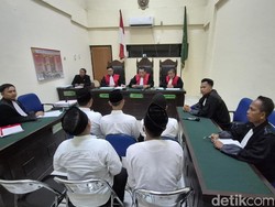 Enam Pengeroyok Mati Preman Samson Divonis 6 Bulan-1,5 Tahun Bui