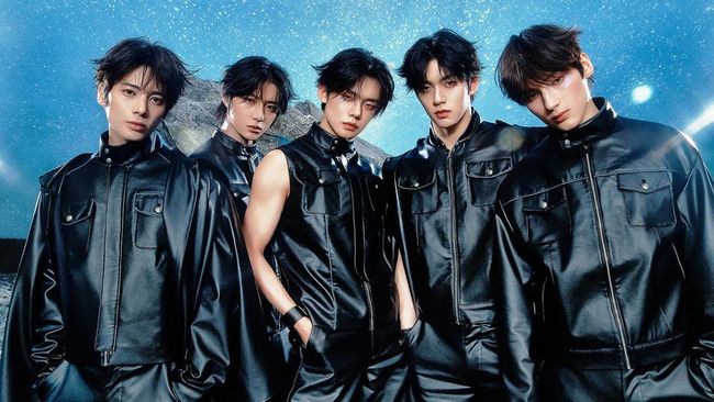 Lirik Lagu Song of the Stars - TXT