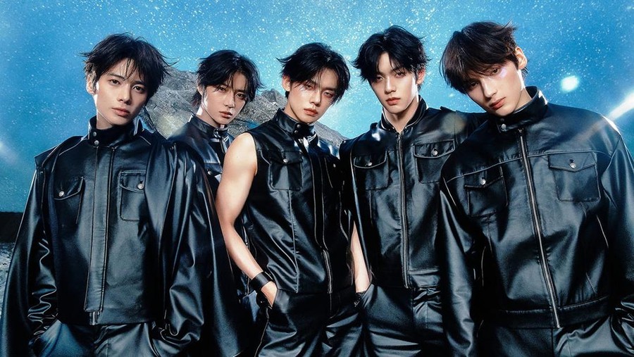 TXT Foto TXT untuk album The Star Chapter: Together.