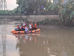 Andra Soni Ajak Walkot Tangerang dan Tangsel Susur Kali Angke, Ini Temuannya