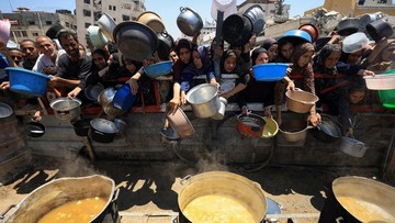 WHO: Hude razmere zaradi podhranjenosti in lakote v Gazi vodijo v porast smrti