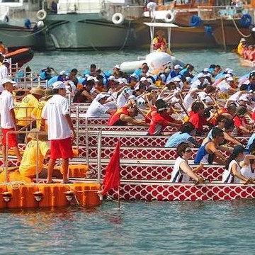 7 Perayaan Hari Libur Paling Aneh yang Dirayakan di Dunia, Ada Hari Melon?