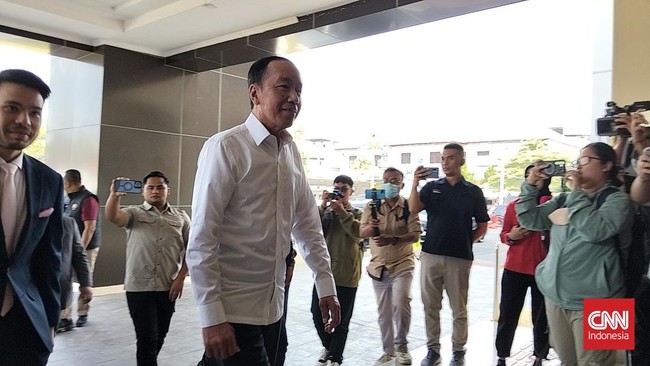 Diperiksa Kasus Ijazah, Jokowi Ditanya soal Dian Sandi dan Kasmujo Presiden Ketujuh RI Joko Widodo ditanya soal Dian Sandi dan Kasmujo dalam pemeriksaan terkait kasus dugaan pencemaran nama baik.