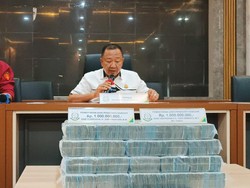 Kejari Terima Uang Pengganti Rp 2 M dari Kasus Korupsi Masjid Sriwijaya