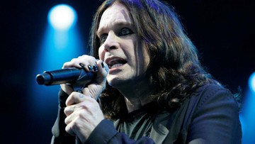 Cerita di Balik Aksi Liar Ozzy Osbourne Gigit Kelelawar di Panggung