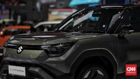 PT Suzuki Indomobil Sales (SIS) memperkenalkan Suzuki E Vitara di Gaikindo Indonesia International Auto Show (GIIAS) 2025 di ICE, BSD City, Banten. Rabu, 23 Juli 2025. (CNN Indonesia/Adhi Wicaksono)