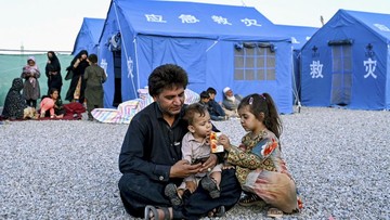 FOTO: Pengungsi Afghanistan Diusir dari Iran, Dituduh Mata-mata Israel