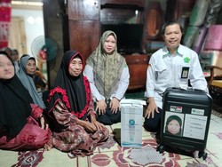 Nurimah Hilang di Tanah Suci, Koper dan Air Zamzam Diserahkan ke Keluarga