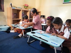 Beasiswa Bantu Ribuan Anak Nasabah PNM Mekaar Bisa Lanjutkan Sekolah
