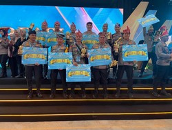 Polda Jatim Borong Penghargaan di Awarding Day Apresiasi Kreasi Polri