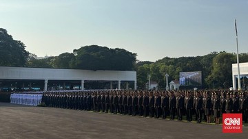 Prabowo Lantik 2.000 Taruna Akmil-Akpol Jadi Perwira TNI-Polri