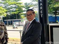 Kesan Pramono Pertama Kali Naik TransJ Pakai Jas: Rasa Mau ke Kawinan