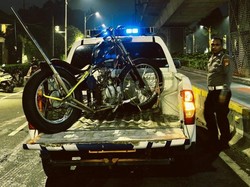 Polisi Selidiki Kasus Kecelakaan Maut Motor Vs Mobil di Jaksel