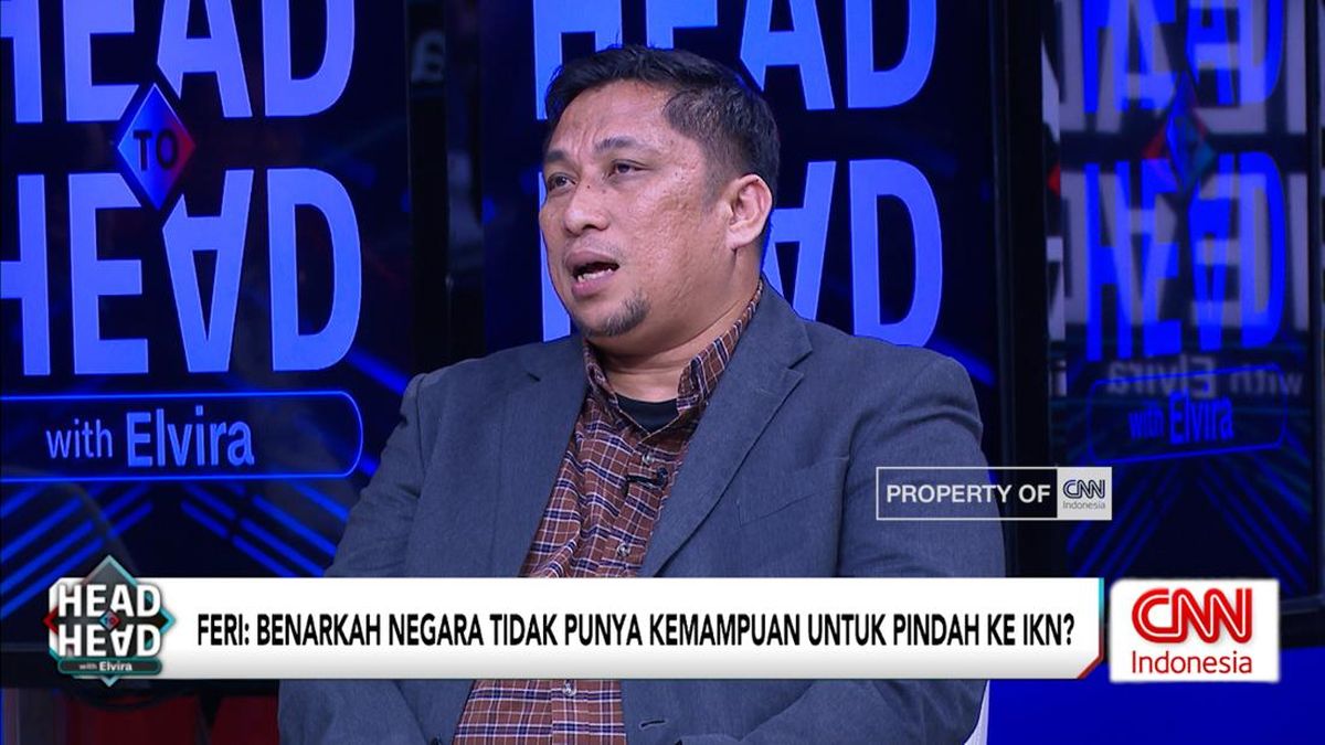 VIDEO: Feri Amsari: Tidak Yakin Presiden Akan Pindah ke IKN