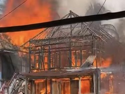 3 Rumah Panggung di Muratara Ludes Terbakar, Tak Ada Korban Jiwa