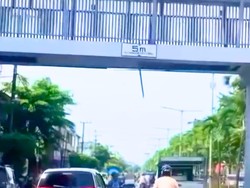 Dishub Jawab Keresahan Warga Tarakan Melihat Panel JPO Bergelantungan