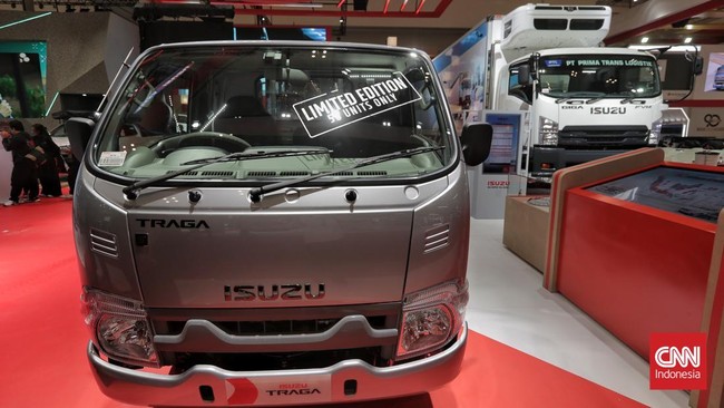 Isuzu Astra Motor Indonesia meyakini segmen mobil komersial masih ada ruang tumbuh tahun ini, saat penjualan mobil nasional mengalami kelesuan.