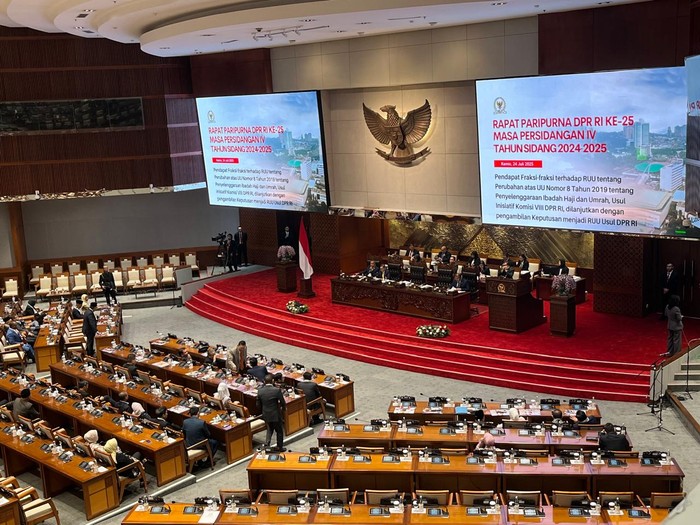 DPR gelar rapat paripurna di DPR RI, Jakarta, Kamis (24/7/2025)