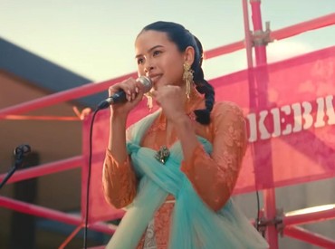 img-title Soroti Huru-Hara di Tanah Air, Maudy Ayunda: Jangan Anggap Remeh Rakyat