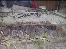 Plafon-Dinding Rumah Warga Ambruk Akibat Gempa M 6,0 di Poso