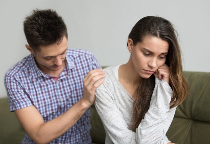 Kebiasaan keempat adalah menutup diri, yang biasanya merupakan respons terhadap sikap meremehkan.