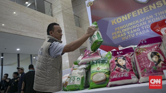 Tak Sesuai Takaran dan Mutu Salah satu pelanggaran yang ditemukan dalam kasus beras oplosan adalah persentase bulir pecahan beras mencapai 20-25 persen untuk label premium.