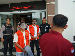 Kejari Demak Tahan 2 Tersangka Dugaan Korupsi Rp 1 M di BPR
