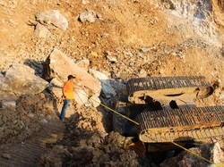 Operator Alat Berat di Konawe Selatan Tewas Tertimpa Batu Besar