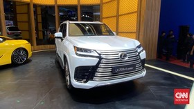 Lexus LX 700h dan LC 500h Debut di GIIAS 2025