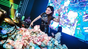 Nathalie Holscher Nge-DJ Lagi Usai Kena Boikot gegara Erika Carlina