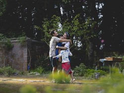 Son Ye Jin Comeback Usai Melahirkan, Bintangi Film Terbaru No Other Choice