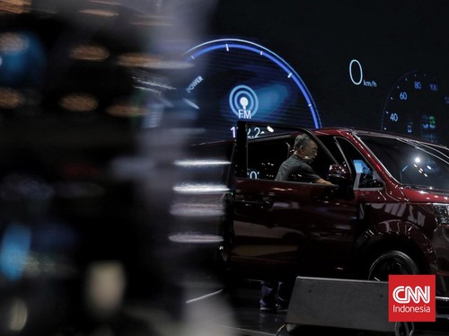 Honda Serahkan Step WGN e:HEV untuk 20 Konsumen Pertama