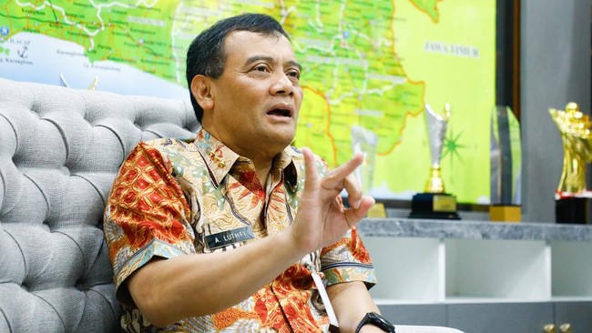 Gubernur Jateng, Ahmad Luthfi, mengundang 9 duta besar ke CJIBF 2025, fokus pada investasi inklusif dan berkelanjutan di sektor pangan dan energi terbarukan.