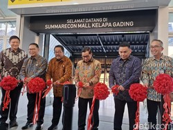 Pramono Resmikan Nama Stasiun LRT Boulevard Utara Summarecon Mall