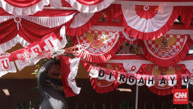 Mematuhi apa saja larangan terhadap Bendera Merah Putih adalah salah satu wujud dari sikap hormat terhadap simbol negara.